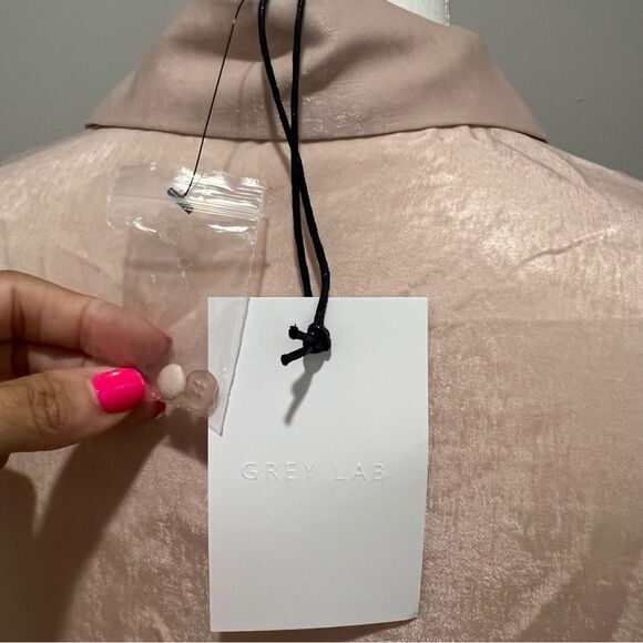 NWT Anthropologie Grey Lab organza sleeve button down blouse in blush sz medium - Picture 6 of 10